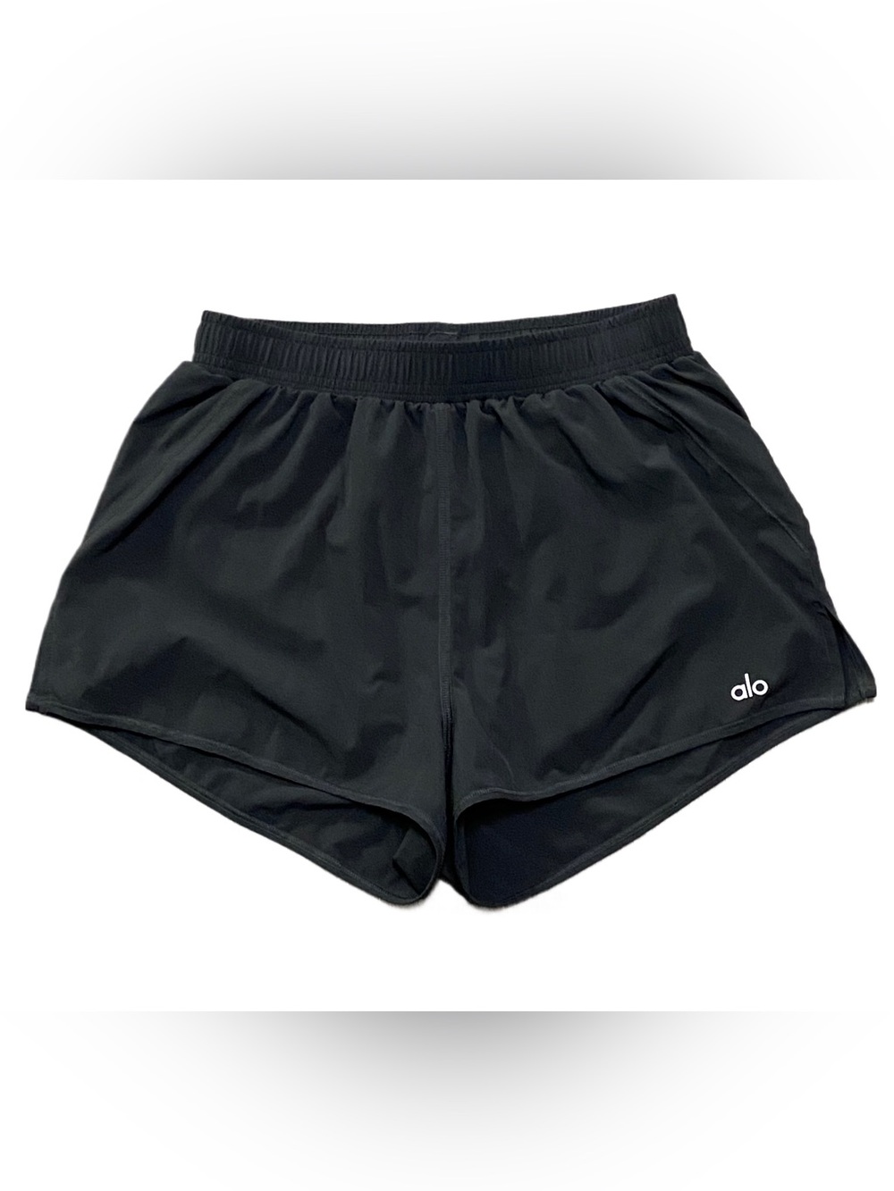 ALO Yoga Stride Short (Style No. W6230R) in the color Anthracite Size XS